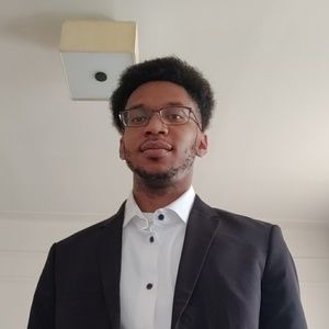 Meet your Posher, Adrian